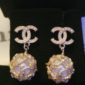 Chanel Earrings 🌸🌼🌸